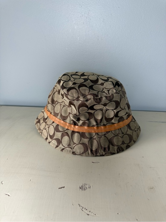 Coach Accessories - Vintage Coach bucket hat • size small